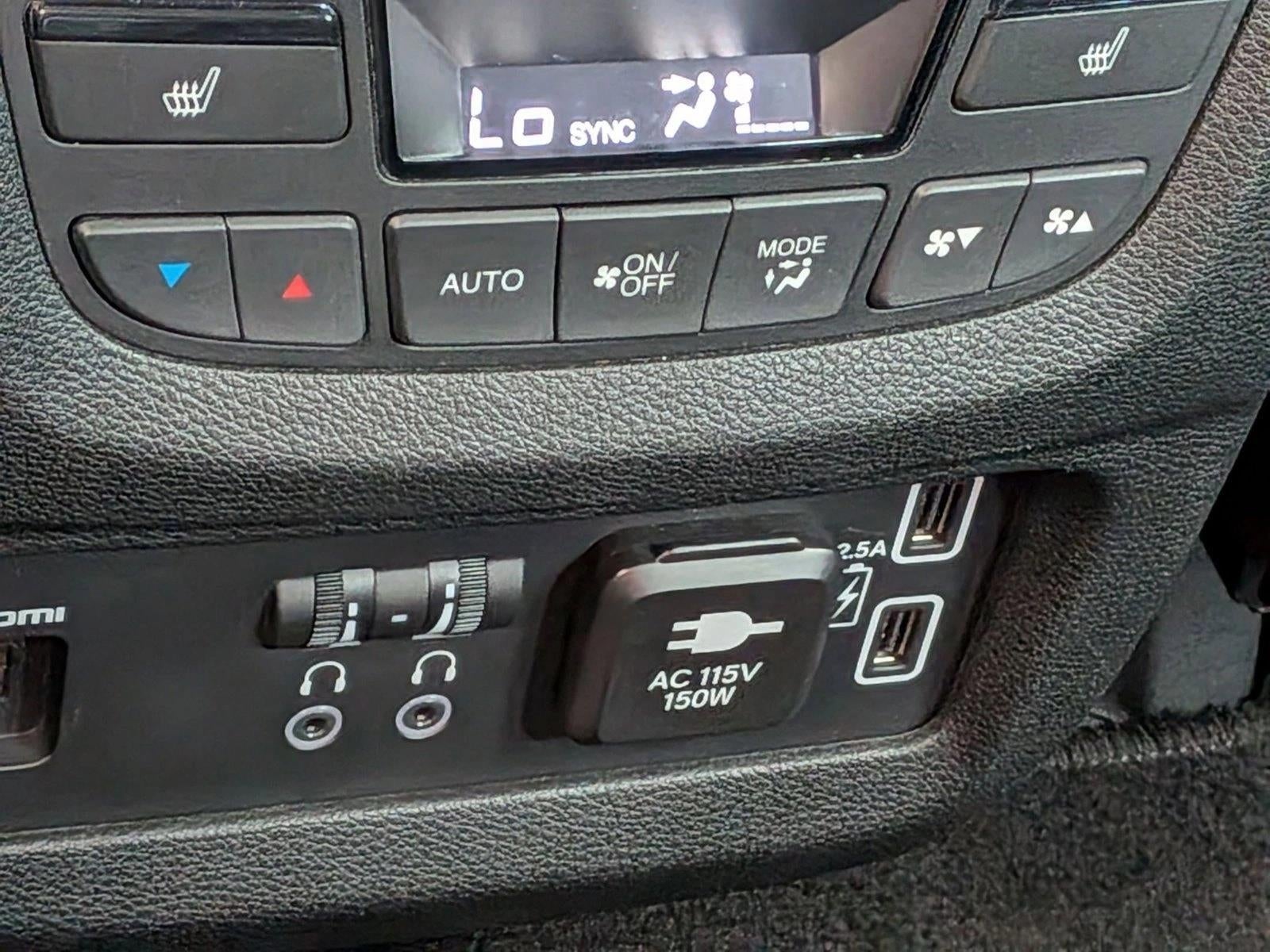 2022 Honda Pilot Touring 7-Passenger 2WD