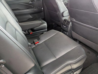 2022 Honda Pilot Touring 7-Passenger 2WD