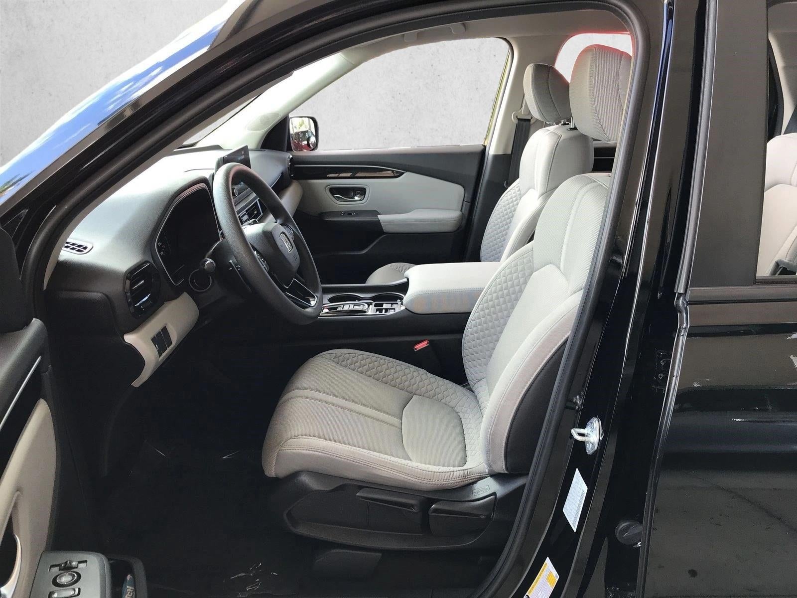 2023 Honda Pilot LX 2WD