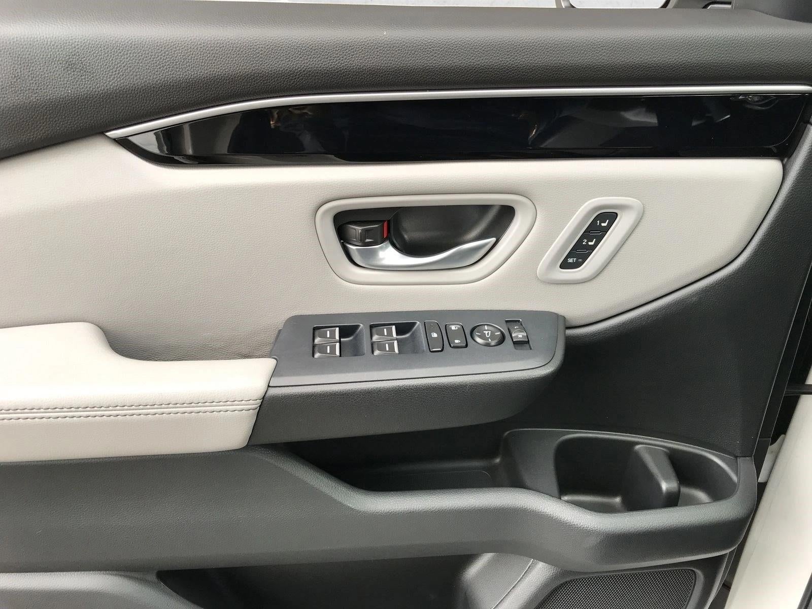 2024 Honda Pilot Touring 2WD