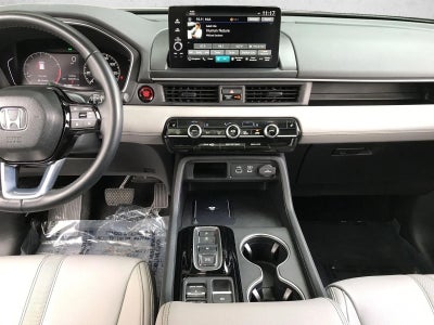 2024 Honda Pilot Touring 2WD