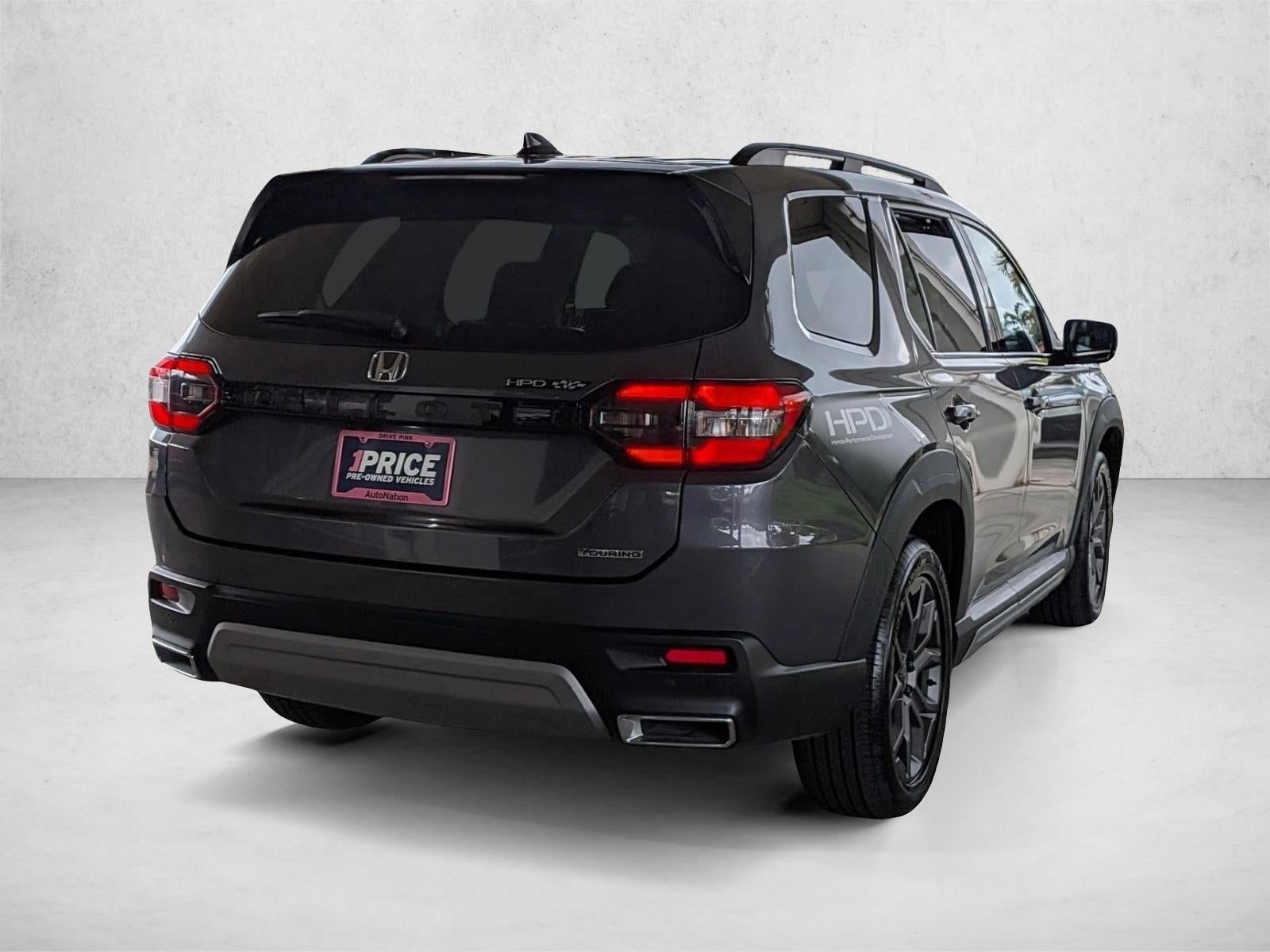 2023 Honda Pilot Touring 2WD