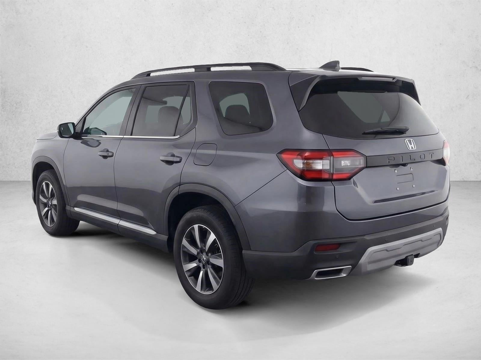 2023 Honda Pilot Touring 2WD