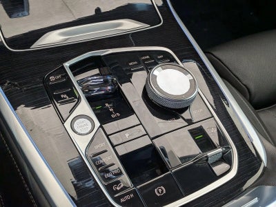 2024 BMW X7 xDrive40i Sports Activity Vehicle