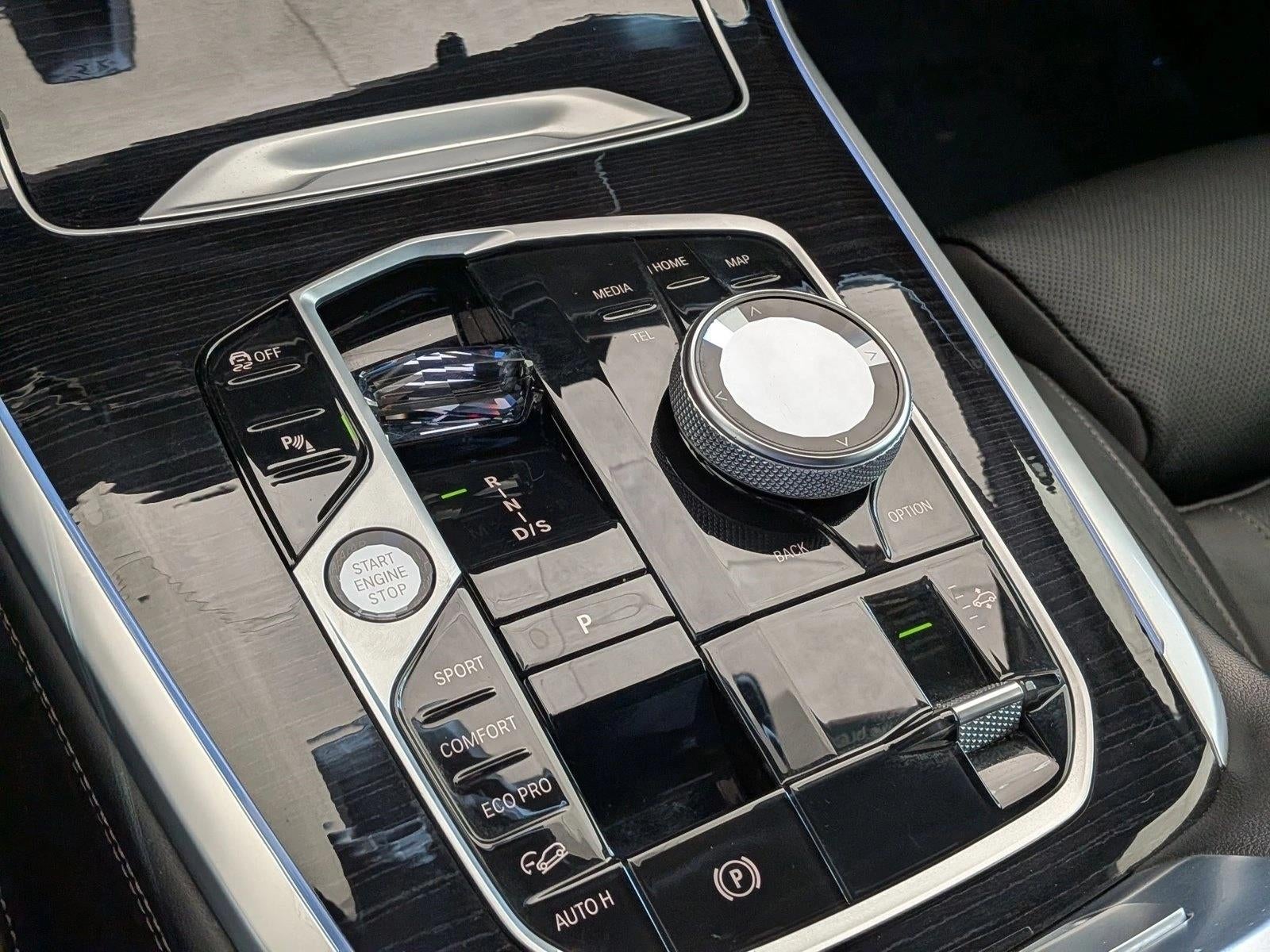 2024 BMW X7 xDrive40i Sports Activity Vehicle