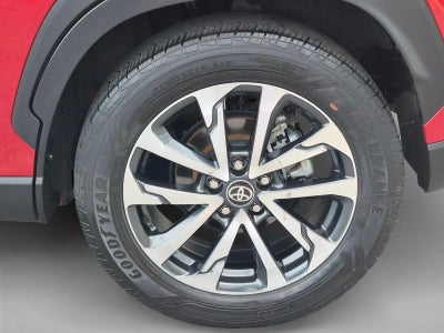 2024 Toyota Corolla Cross XLE 2WD (Natl)
