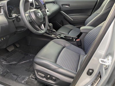 2025 Toyota Corolla Cross Hybrid XSE 4WD (Natl)