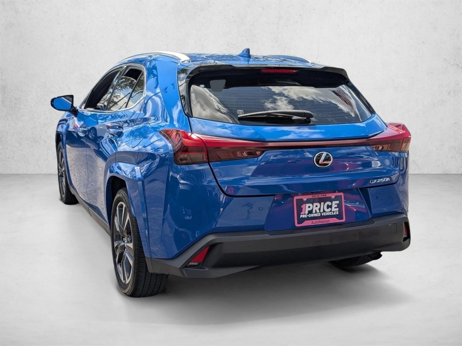 2024 Lexus UX 250h Premium FWD