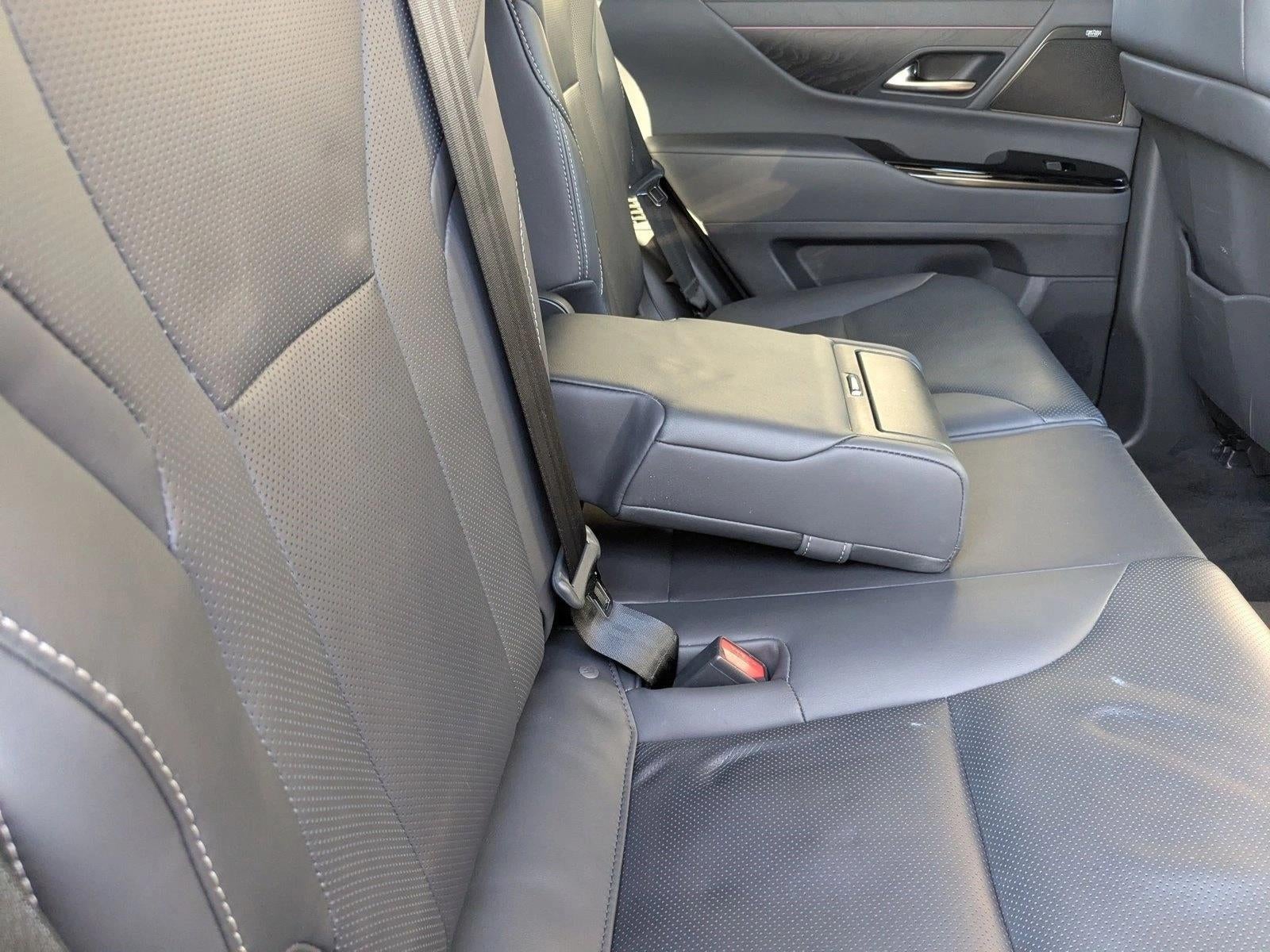 2023 Lexus LX 600 Premium 4WD