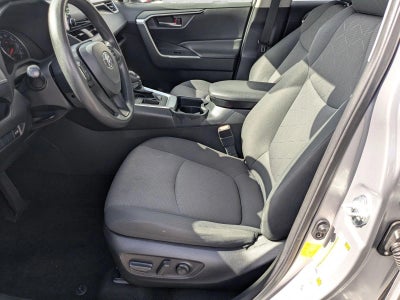 2019 Toyota RAV4 XLE FWD (GS)