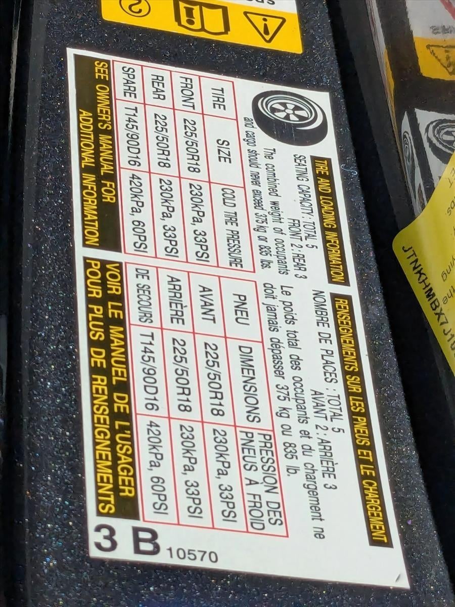 2018 Toyota C-HR XLE FWD (Natl)