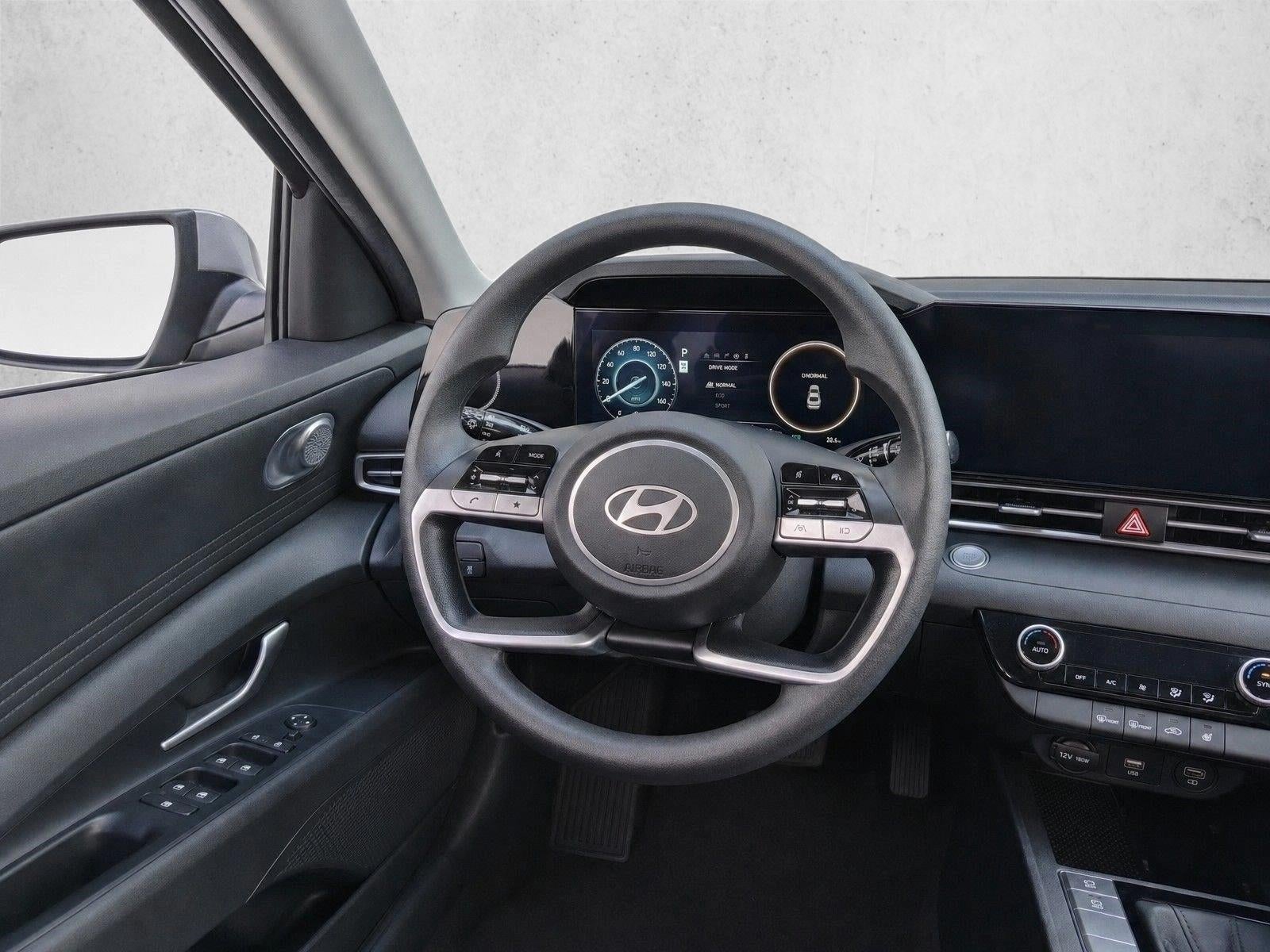 2024 Hyundai ELANTRA Hybrid Blue DCT