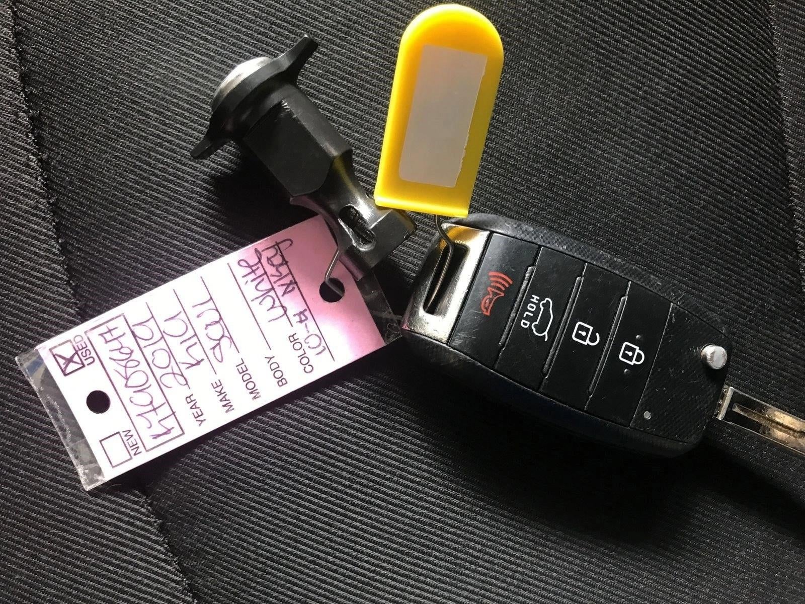 2019 Kia Soul + Auto