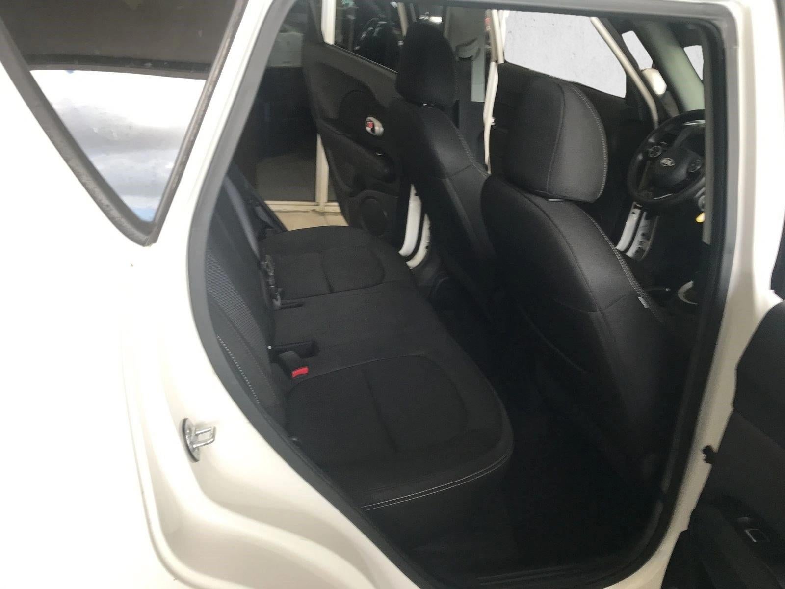 2019 Kia Soul + Auto