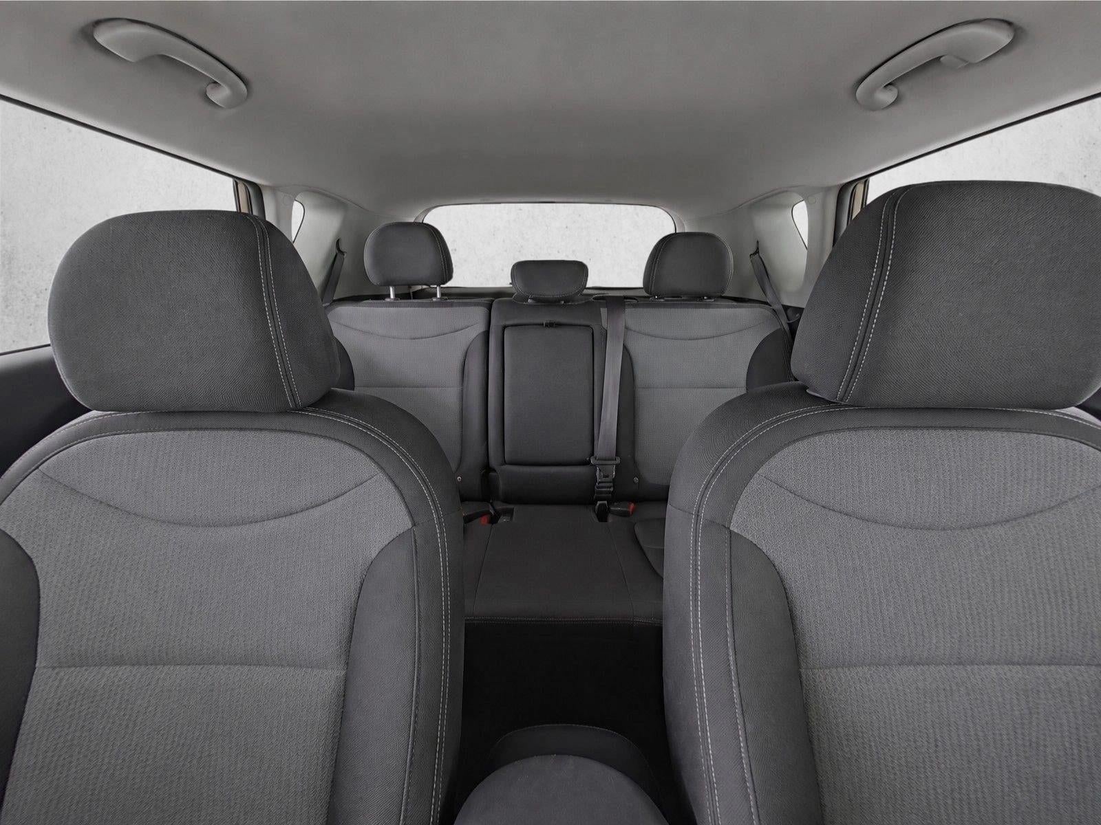 2019 Kia Soul + Auto