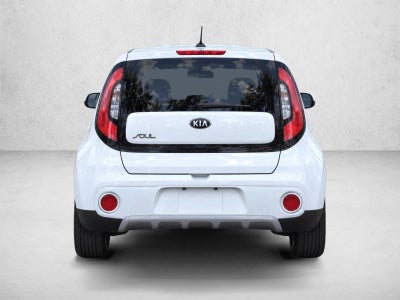2019 Kia Soul + Auto