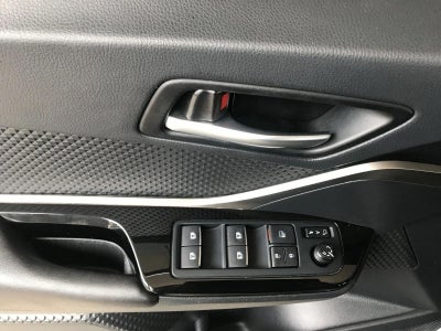 2019 Toyota C-HR XLE FWD (Natl)