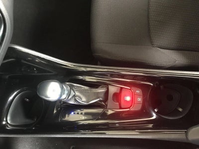 2019 Toyota C-HR XLE FWD (Natl)