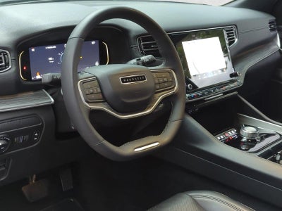 2024 Jeep Wagoneer L Series II 4x2 *Ltd Avail*