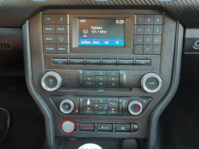 2017 Ford Mustang V6 Fastback