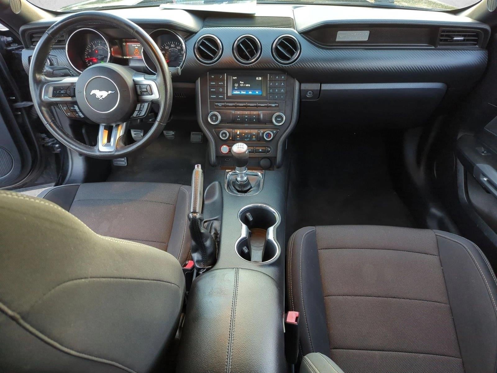 2017 Ford Mustang V6 Fastback