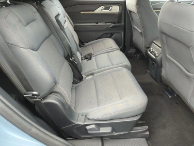 2025 Ford Explorer Active RWD