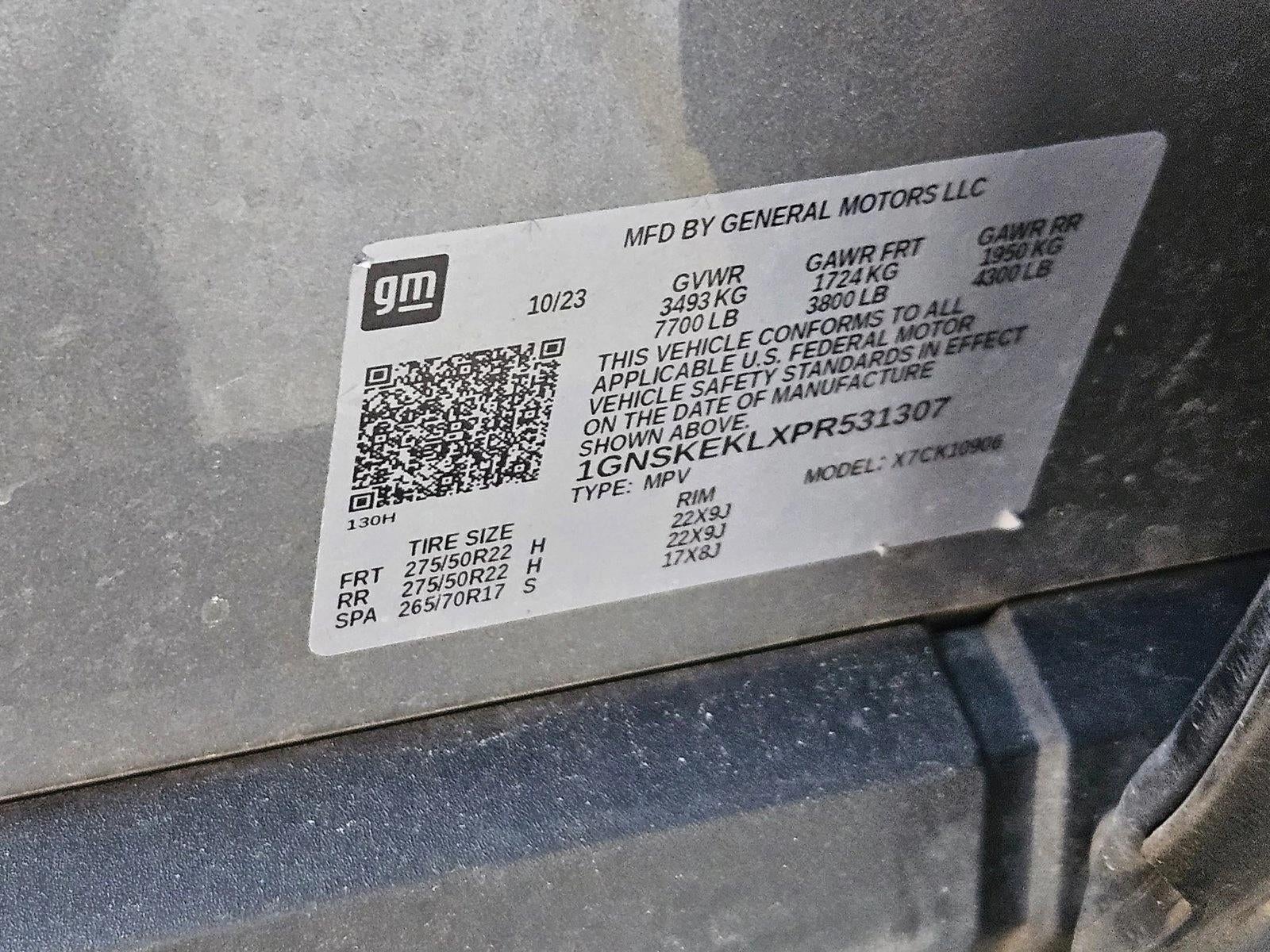 2023 Chevrolet Suburban 4WD RST