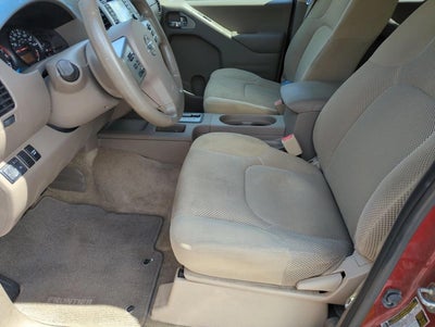 2016 Nissan Frontier 2WD Crew Cab SWB Auto SV