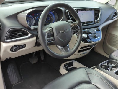 2023 Chrysler Pacifica Touring L FWD