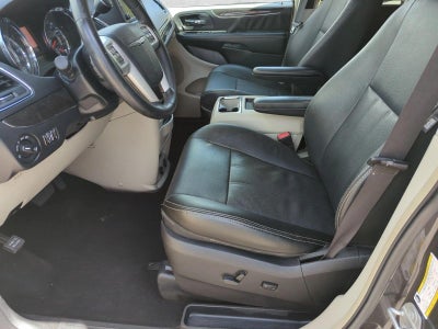 2016 Chrysler Town & Country 4dr Wgn Touring