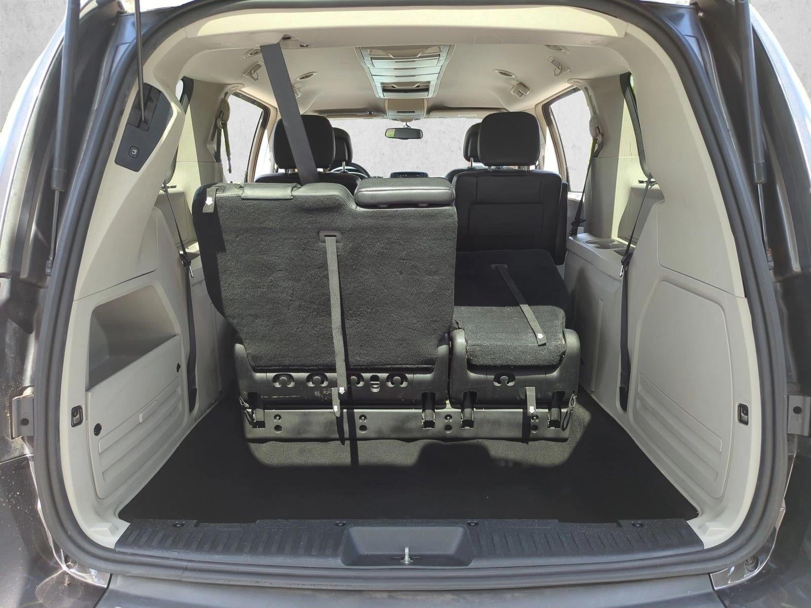 2016 Chrysler Town & Country 4dr Wgn Touring