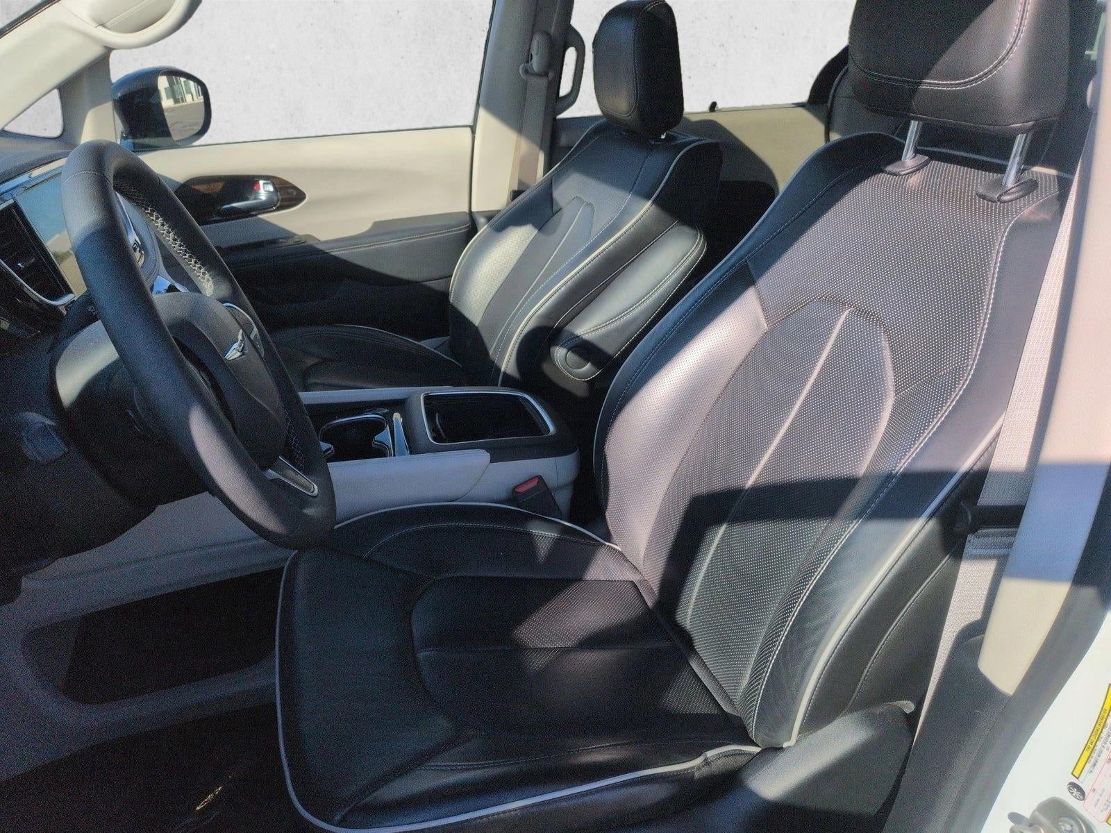 2024 Chrysler Pacifica Limited FWD