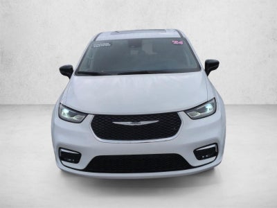 2024 Chrysler Pacifica Limited FWD