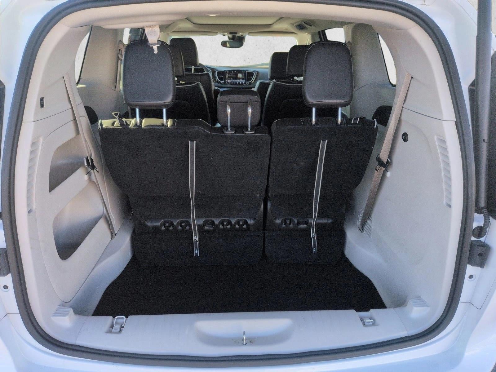 2024 Chrysler Pacifica Limited FWD