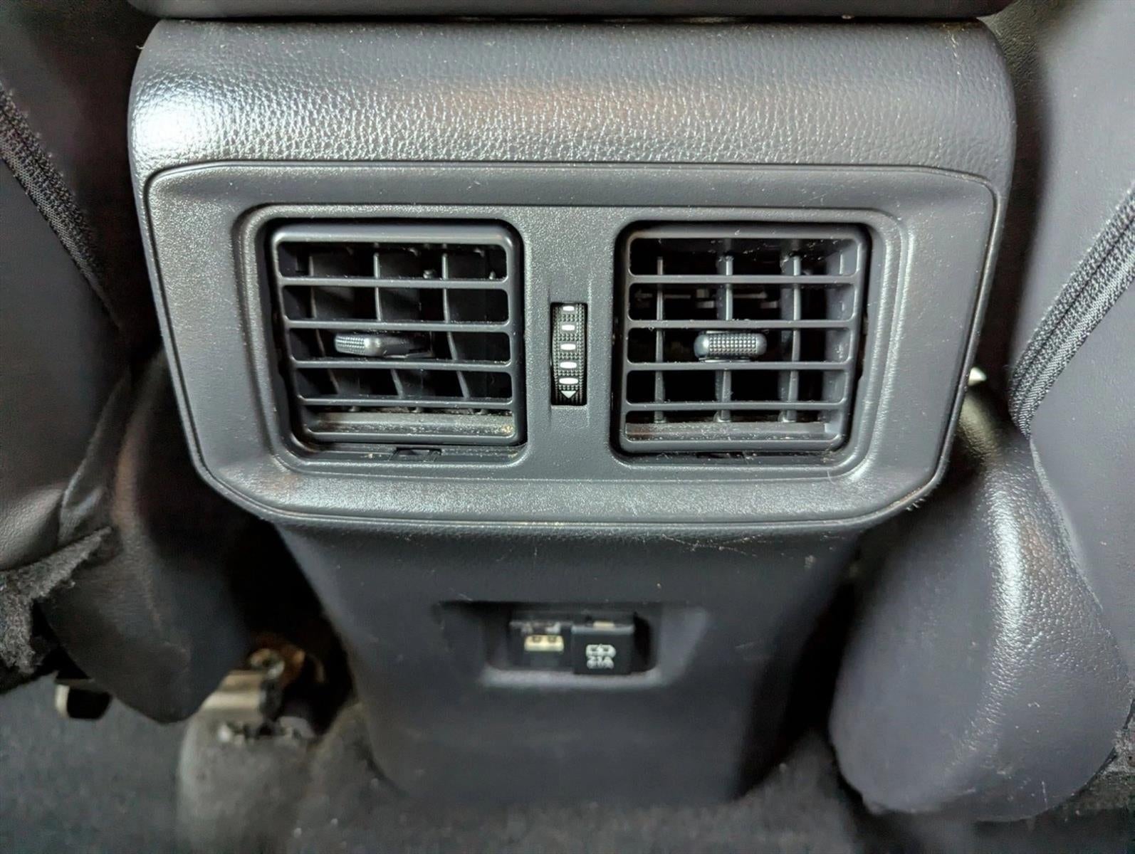 2019 Toyota RAV4 Hybrid Limited AWD (Natl)