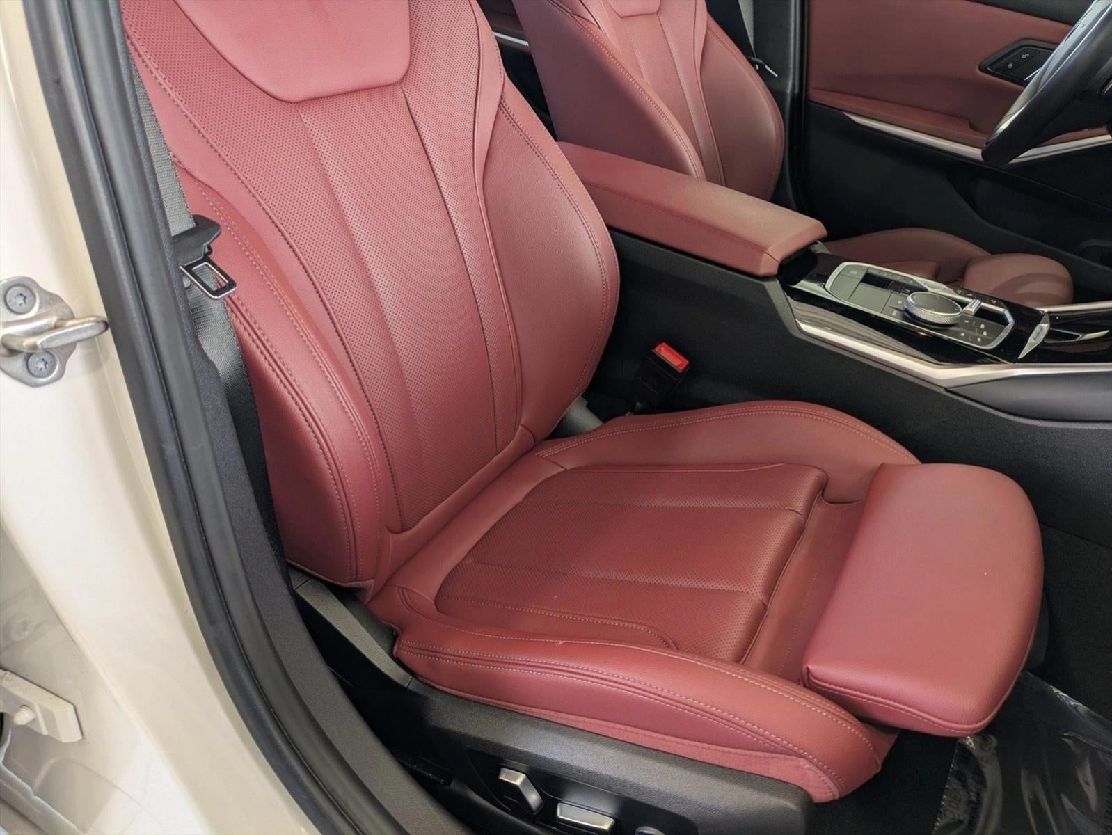 2024 BMW 330i Sedan