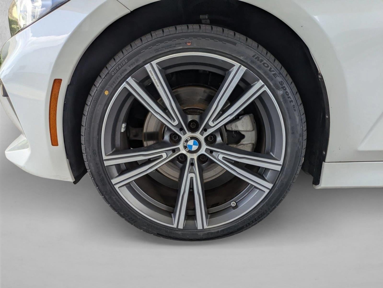 2024 BMW 330i Sedan