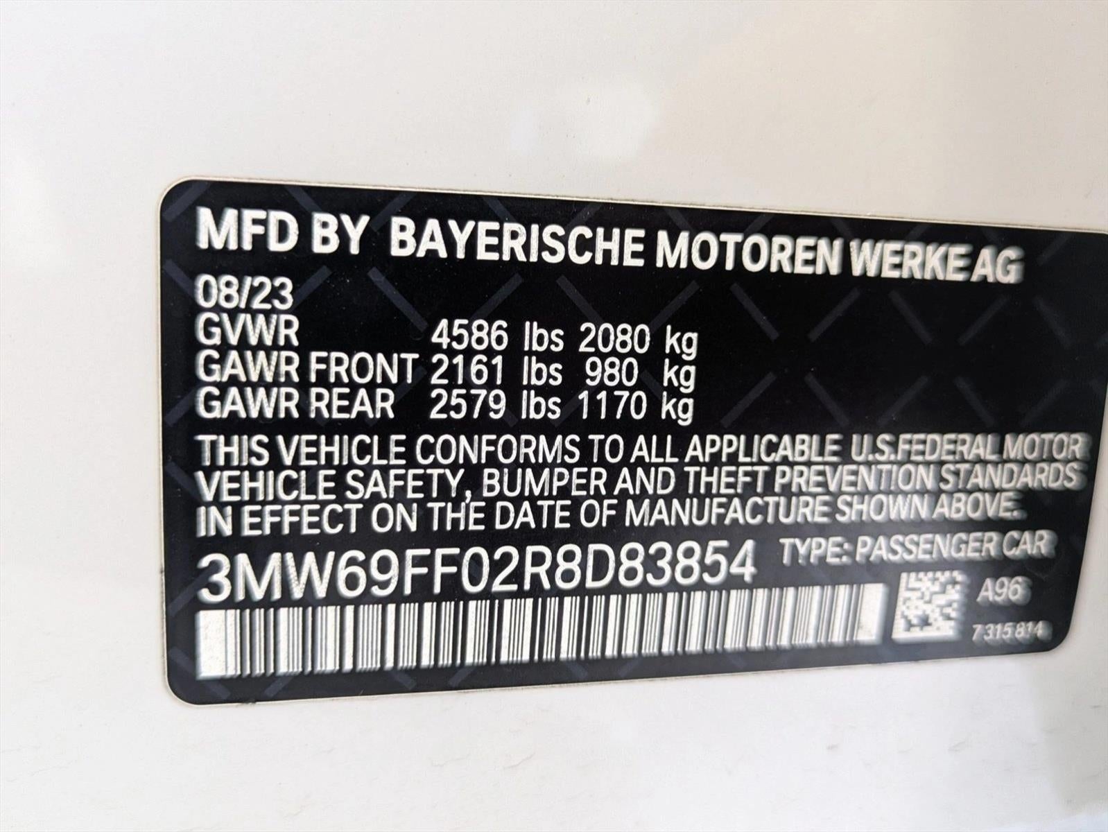 2024 BMW 330i Sedan