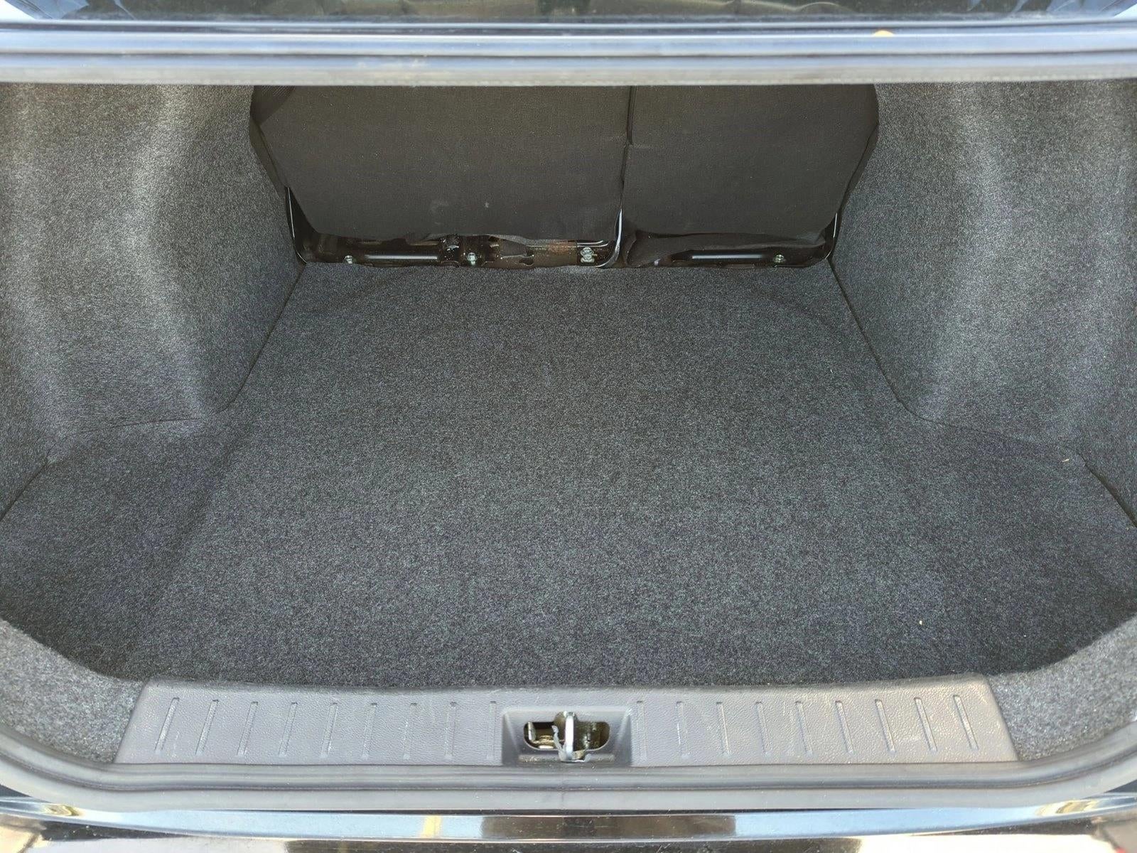 2021 Nissan Versa SV CVT