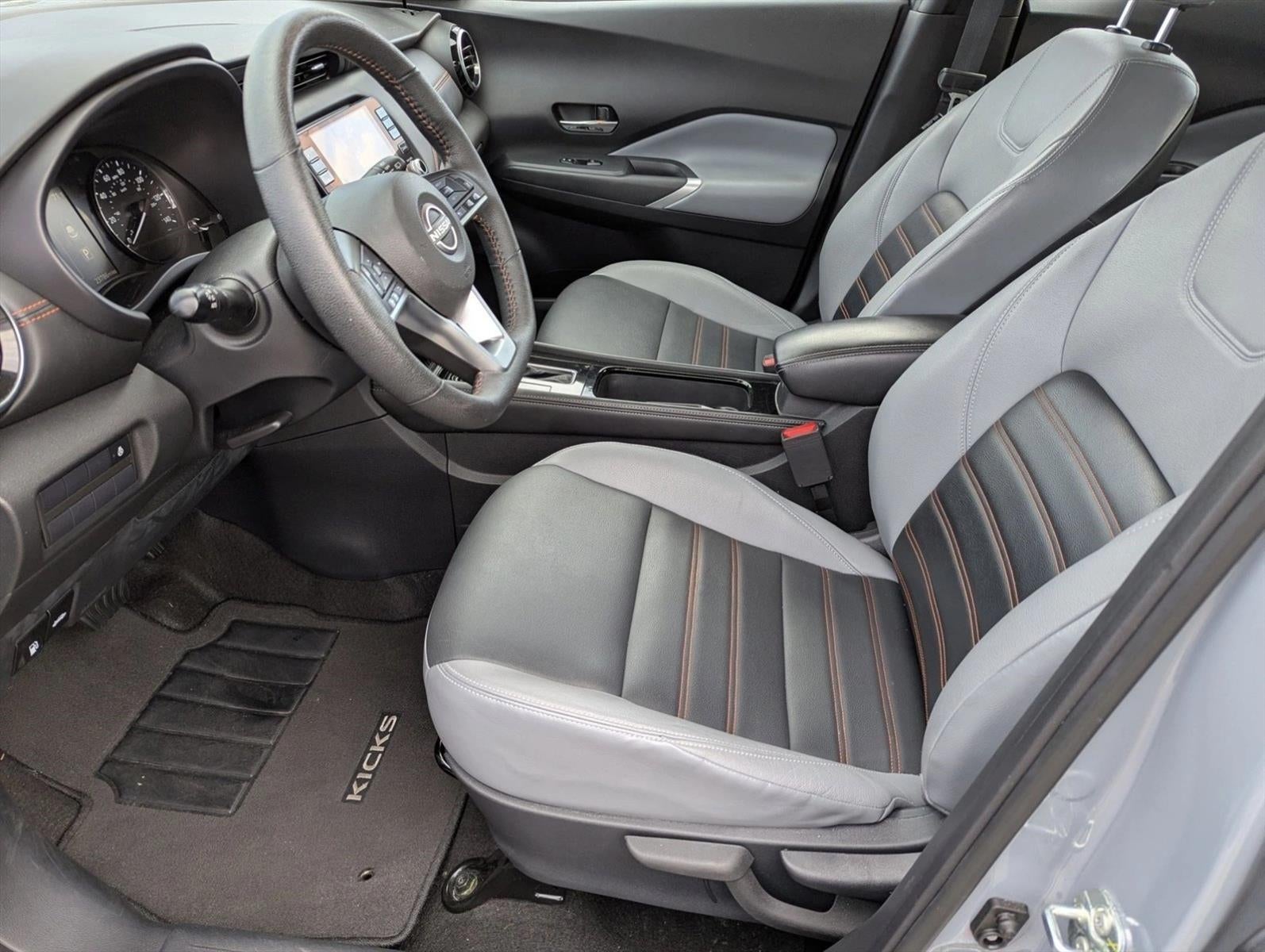 2023 Nissan Kicks SR FWD