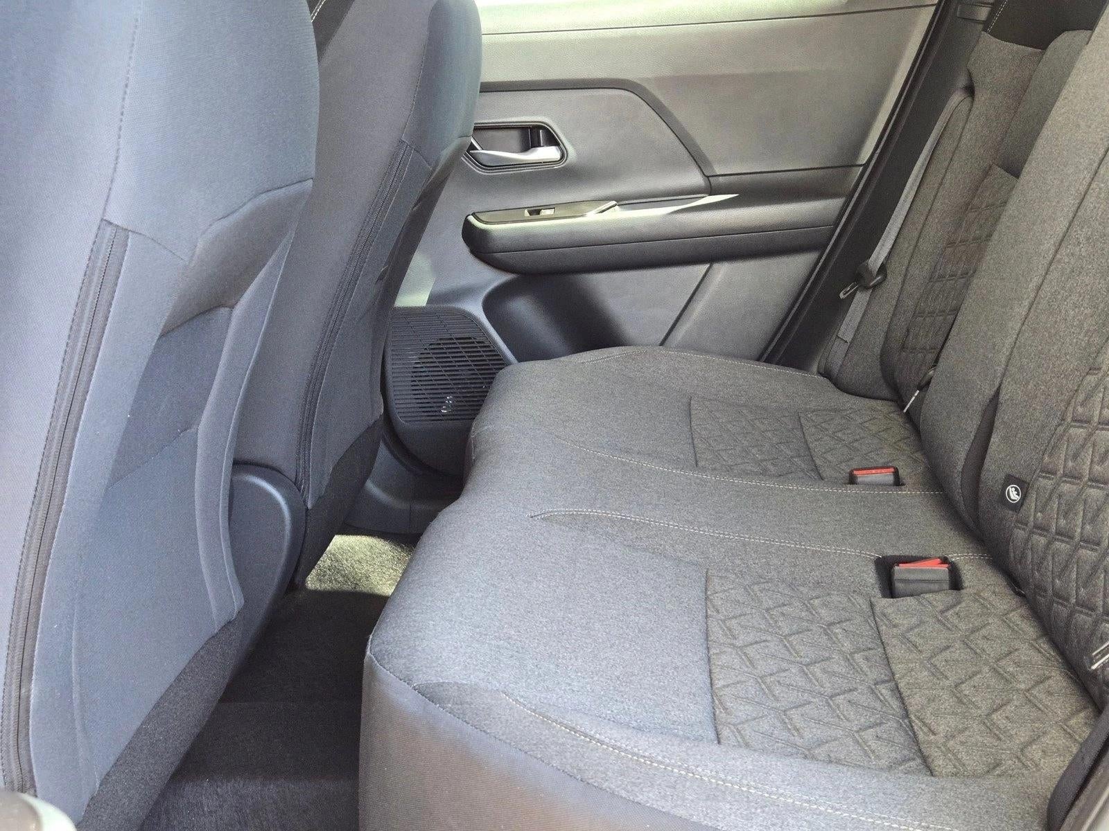 2025 Nissan Kicks SV AWD