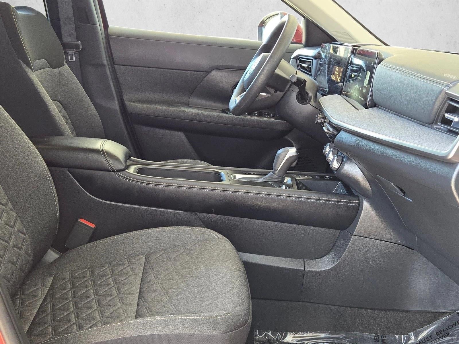 2025 Nissan Kicks SV AWD