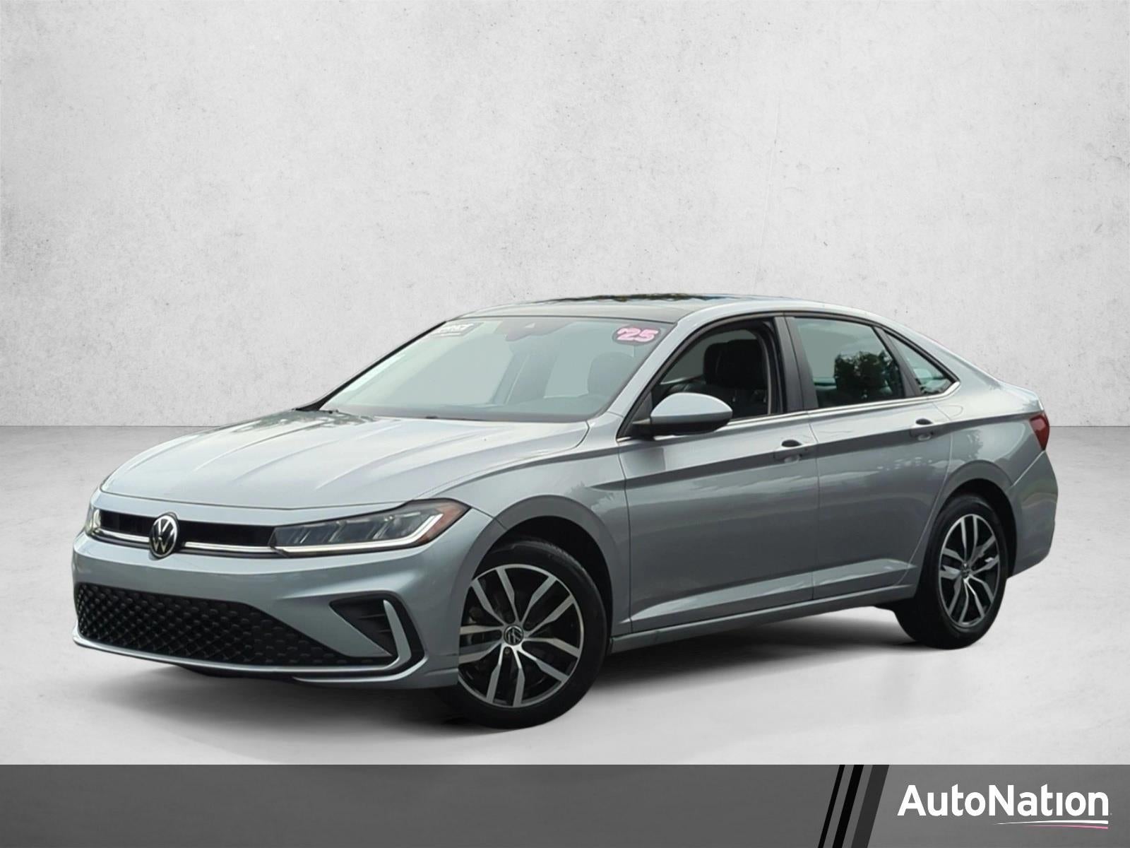 2025 Volkswagen Jetta SE Auto