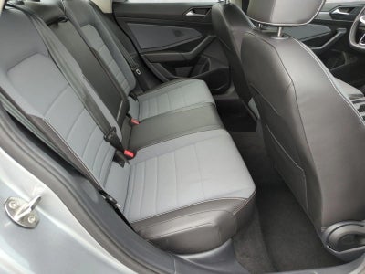 2025 Volkswagen Jetta SE Auto