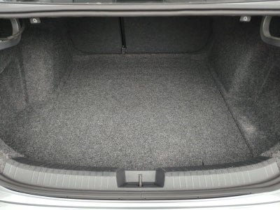 2025 Volkswagen Jetta SE Auto
