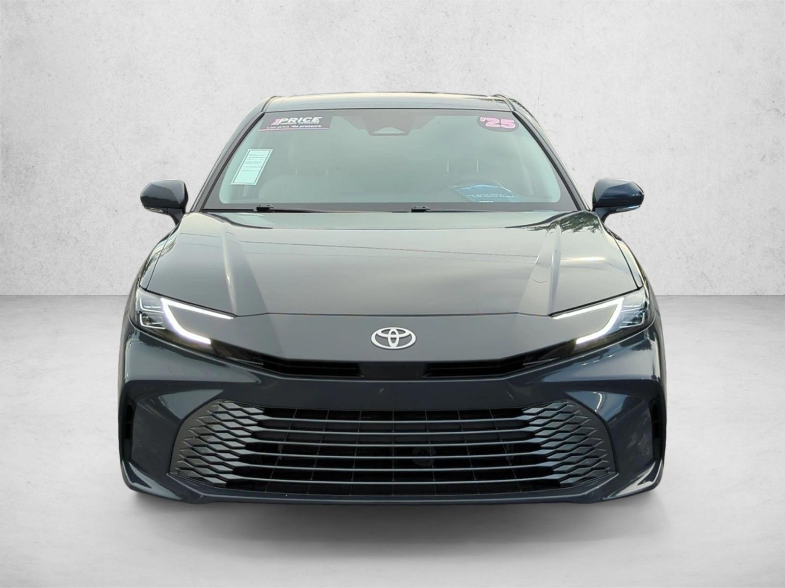 2025 Toyota Camry XLE (SE)