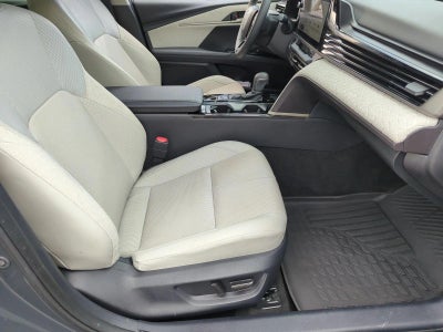 2025 Toyota Camry XLE (SE)
