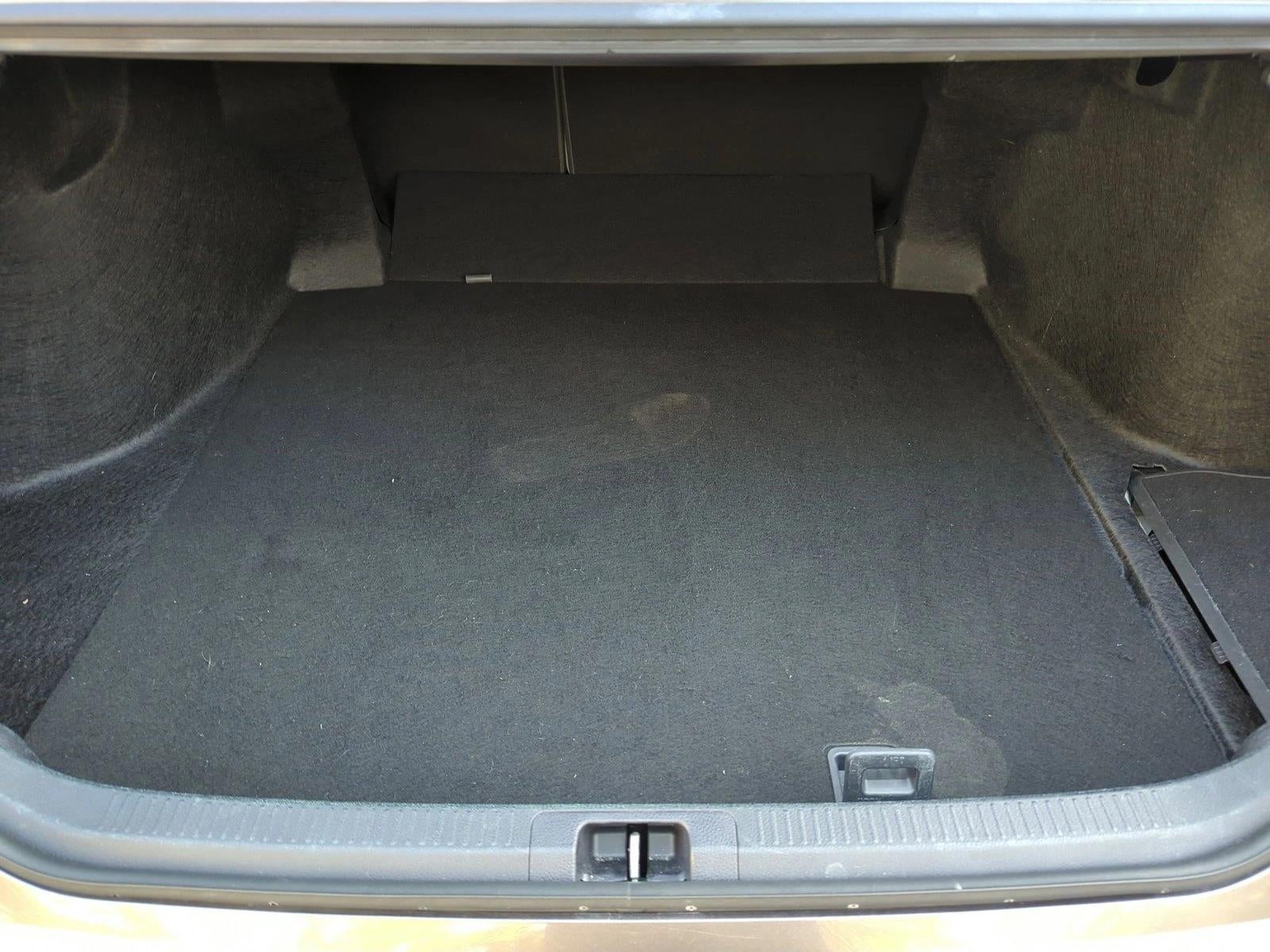 2024 Toyota Camry Hybrid XLE CVT (Natl)