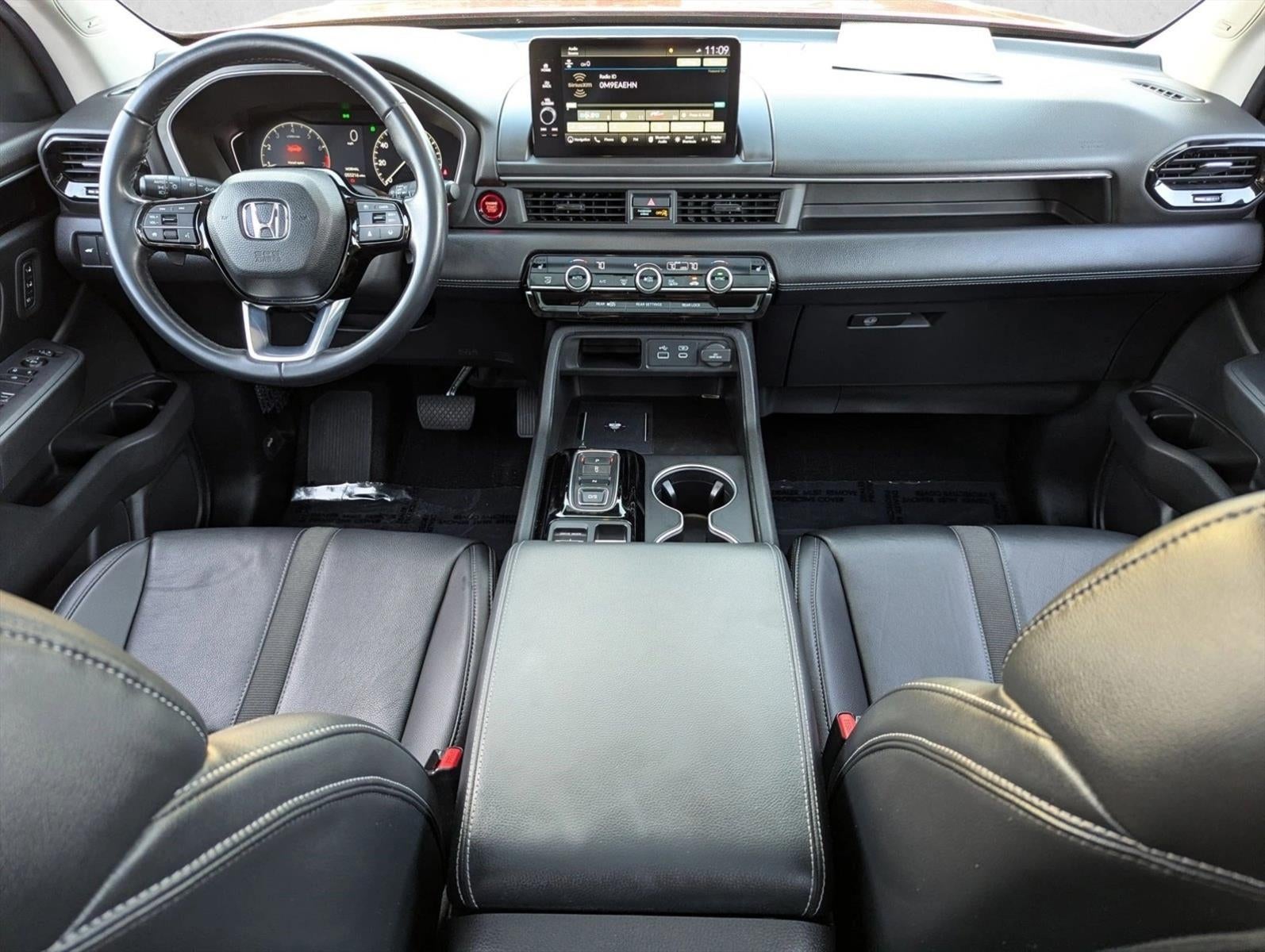 2023 Honda Pilot Touring 2WD