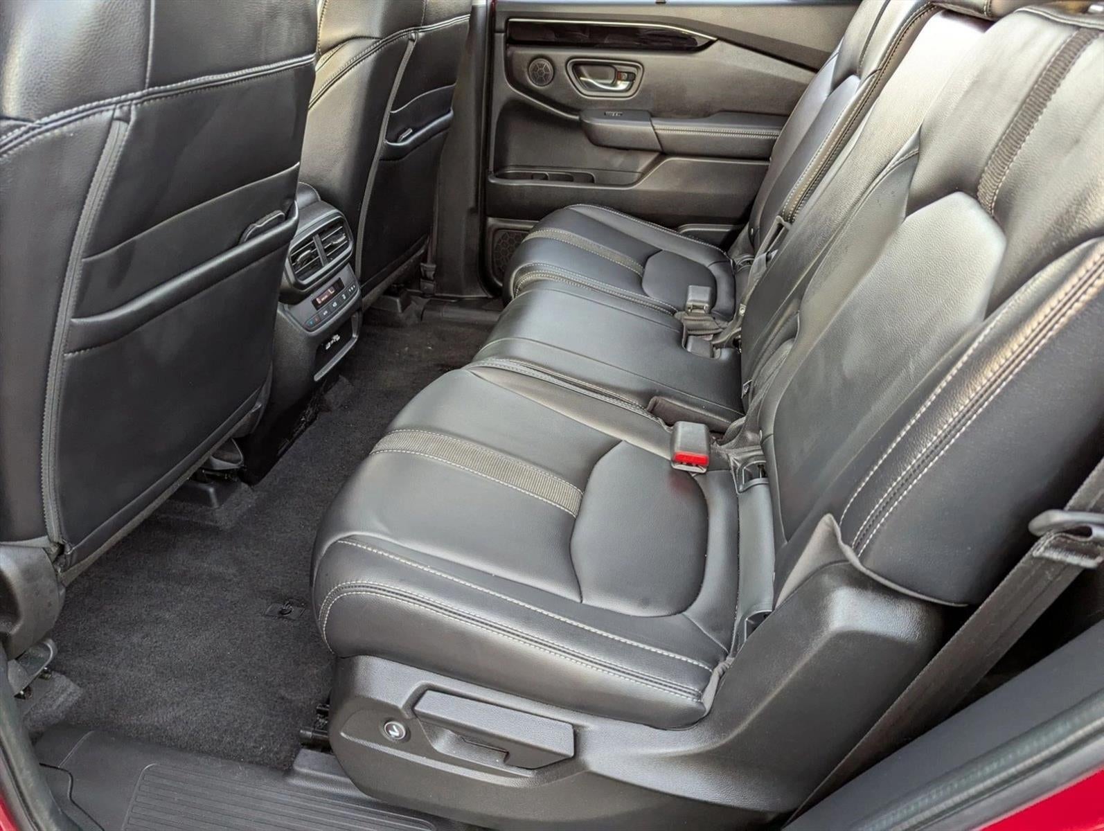 2023 Honda Pilot Touring 2WD